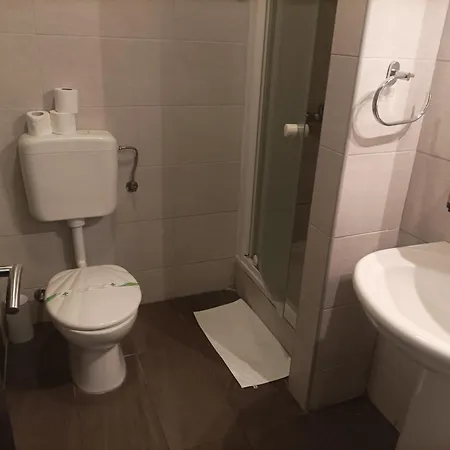 Motel Storia 3*