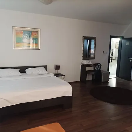 Storia Мотель Чаплина