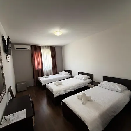 Storia Motel